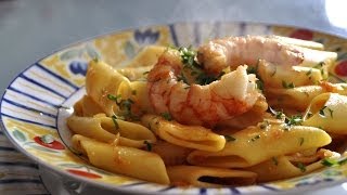 Macarrones con gambas  Recetas Mallorquinas [upl. by Odrawde]