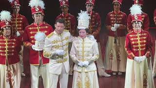 Hugh Jackman thanks swingsunderstudies Music Man curtain call 122321 [upl. by Rennug]