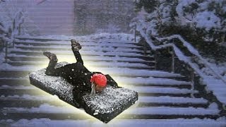 エアーベッドでダイブ！雪上スライディング｜Snow Diving Air Bed Sled [upl. by Donald596]