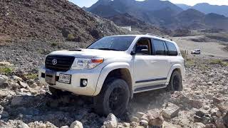 Arctic Trucks Land Cruiser 200 Extreme 57 V8 Struggling With Loose Rocks  Crazy Articulation [upl. by O'Donovan]