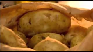 Perfect Boiled Potatoes  Gordon Ramsays Ultimate Guide [upl. by Letney945]