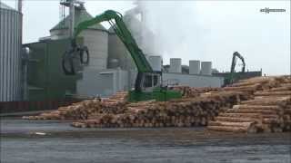 SENNEBOGEN  Timber Handling 735 ESeries Pick and Carry Machine handling timber in sawmill [upl. by Lowery]