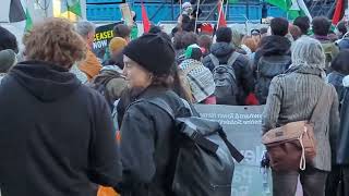 Scenes at this evenings protests at SOAS for and against the wonderful Francesca Albanese [upl. by Warfourd209]