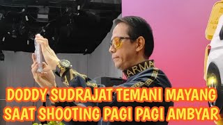 DODDY SUDRAJAT TEMANI MAYANG SAAT SHOOTING PAGI PAGI AMBYAR TRANSTV  redcarpet83 [upl. by Enilra]