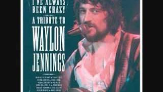 Travis Tritt  Lonesome Onry and Mean Tribute to Waylon Jennings [upl. by Tenneb505]