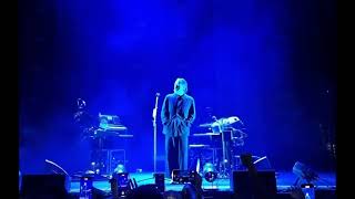 Thom Yorke  Sydney Opera House Forecourt 20241101 [upl. by Feliza]