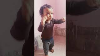 Bhojpuri song little boy dance [upl. by Novets]