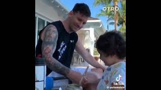 Messi tomando mate con su hijo🥰🇦🇷🧉 [upl. by Faulkner]