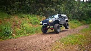 XJ New Suspension Test [upl. by Monjo]