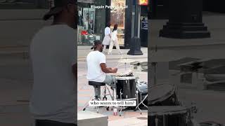 Baterista do RED HOT CHILLI PEPPERS assiste músico de rua  DJ ANGRA SOM LUZ SAX VALENÇA RÉVEILLON [upl. by Einhapets]