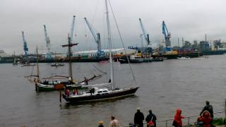 Einlaufparade beim Hafenfest in Hamburg 2017 [upl. by Ripp]