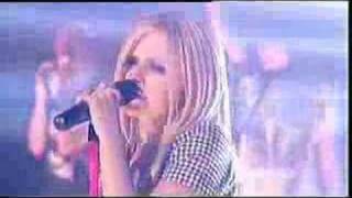 Avril Lavigne  Girlfriend  Live [upl. by Lempres]