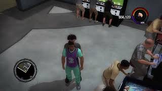 This guy teleports through me and starting a fight in an arcade with an oblivious NPC Saints Row 2 [upl. by Marelda]