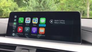 Apple CarPlay in the 2018 BMW 440i XDrive [upl. by Jerrilee]