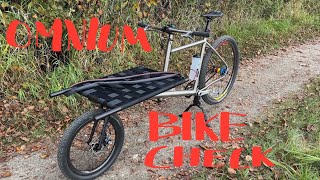 Bike Check Titanium Omnium Cargo [upl. by Hertha599]