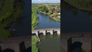 Cyclists on Bidford Bridge cycling cyclist bike historiclandmarks drone djimini4pro dji [upl. by Aicella]