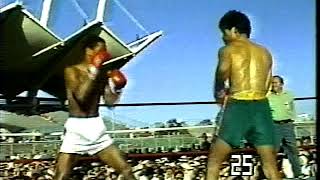 Wilfredo Benitez vs Carlos Palomino [upl. by Almat]