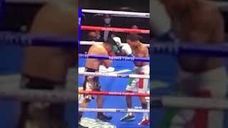 UpCloseSloMo Gervonta Davis quick uppercut lands on Santa Cruz fighting boxer boxing boxeo [upl. by Ylrrad]