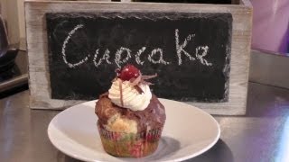 Donauwelle Rezept als Cupcake  Der Bio Koch 424 [upl. by Ennywg]