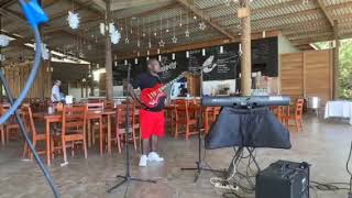 Roatan live bandance ft Jensen and Clintocover songs [upl. by Robbert]