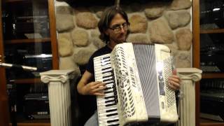 1943  Pearl Fantini Piano Accordion LMM 120 2499 [upl. by Annatnom]