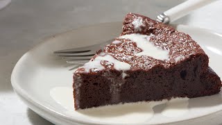 How To Make Flourless Chocolate Cake Cake Recipe [upl. by Mafalda]