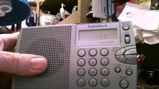 TRRS 0062  Radio Shack Portable Shortwave Radio [upl. by Saylor]