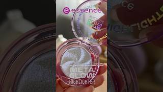 Хайлайтер Essence Meta Glow 🪩 makeupshorts макияж косметика beauty хайлайтер essence makeup [upl. by Kassel343]