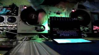 Justice  Genesis Vs Public Enemy  Bring The Noise DJ Hero [upl. by Ewell]