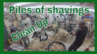 wood shavings clean up time lapse from the Grizzly wood lathe [upl. by Dempsey]