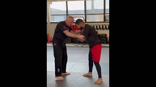 Clinch Drill kravmaga selfdefense grappling clinch closerange kravmagatraining mma [upl. by Hawkie]