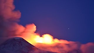 Etna New Paroxysm 21 may 2016 at dawn  Nuovo parossismo alba 21 maggio 2016 [upl. by Julienne]