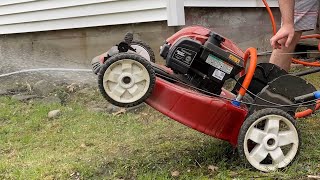 Toro Recycler 22 in Smart Stow  Deck Washout Demonstration [upl. by Everara972]