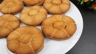 ১ টি মাত্র ডিম দিয়ে ঝটপট ডিমের পিঠা  Dim Biscuit Pitha Recipe  Pitha recipe [upl. by Chud864]