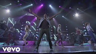 Usher  DJ Got Us Fallin In Love Live from iTunes Festival London 2012 ft Pitbull [upl. by Manvell]