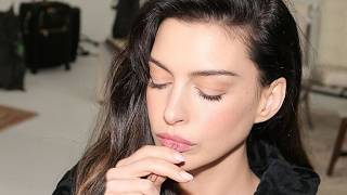 Anne Hathaway’s lip plumping hack dermatologist approved [upl. by Iow]