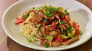 Gebratene Asia Nudeln mit Teriyaki SauceGebratene Nudeln wie vom Asia Imbiss [upl. by Aket]