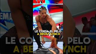 Bianca Belair le corta el pelo a Becky Lynch biancabelair wwe wrestling [upl. by Edelman]