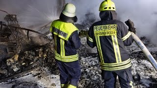 Skihütte in Neunkirchen wurde Raub der Flammen  Brandstiftung sehr wahrscheinlich [upl. by Vod779]