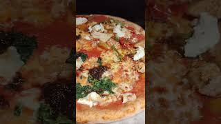 An Average Meal at Milanos Dublinpizza irelandsgrub pizza romanpizza milanos [upl. by Zelazny]