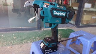 Makita​ New​ Model​ Rebar​ Tying​ Tool DTR181 [upl. by Voss450]