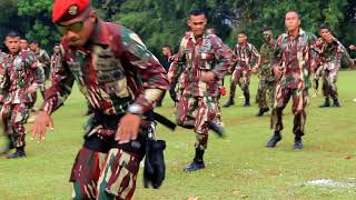 KOPASSUS BERGOYANG GEMBIRA [upl. by Lebazi553]