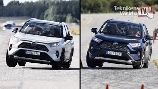 The new Toyota RAV4 fails the moose test [upl. by Aileek]