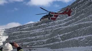 Atterrissage dans la fosse de la mine Canadian Malartic [upl. by Granthem]