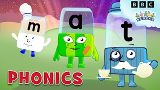 One Syllable Words  Phonics for Kids  Learn To Read  Alphablocks [upl. by Aisnetroh]