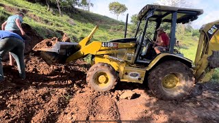 Mira como va quedando la calle ya reparada con el balastre del cerro [upl. by Suelo512]