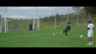 PASS MOVE  EASGA FC GOALKEEPER ACTIVATION LAPANGAN SINTETIS dm34 easgafc goalkeeper kuningan [upl. by Ahsiakal97]