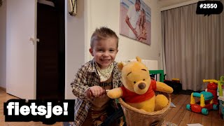 FIETS KOPEN IN SPEELGOEDWINKEL  JOLIEN EN JENNO VLOG 2550 [upl. by Landahl]