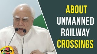 Kapil Sibal Speaks About Unmanned Railway Crossings  Kushinagar Incident  Mango News [upl. by Farrel]