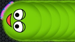 Wormateio 1 Giant Monster Worm vs Tiny Invasion Worms Epic Wormateio Gameplay Best Trolling [upl. by Ilarrold]